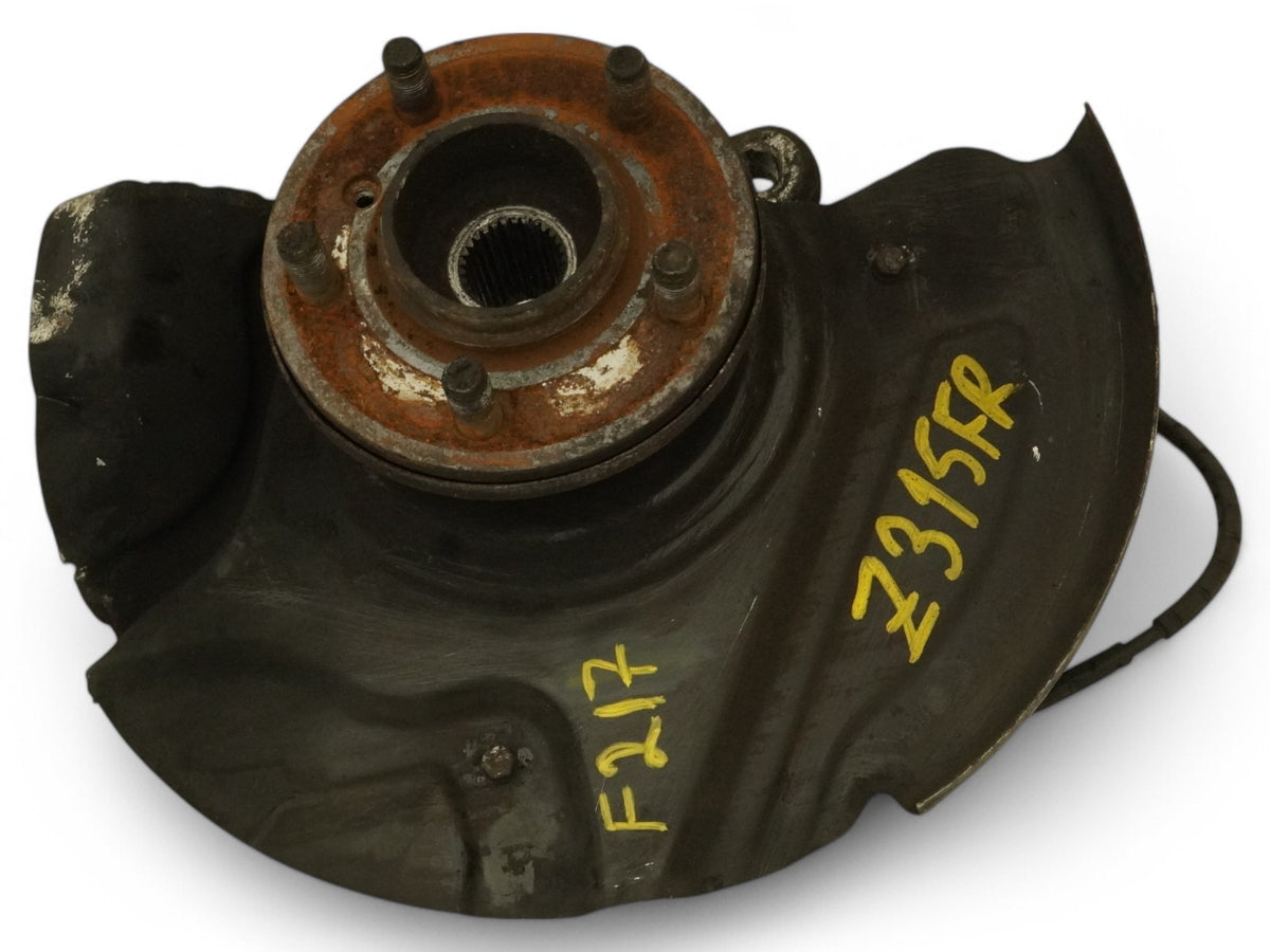 2010-2012 Land Range Rover L322 Spindle Knuckle Hub Front Passenger RH LR010677
