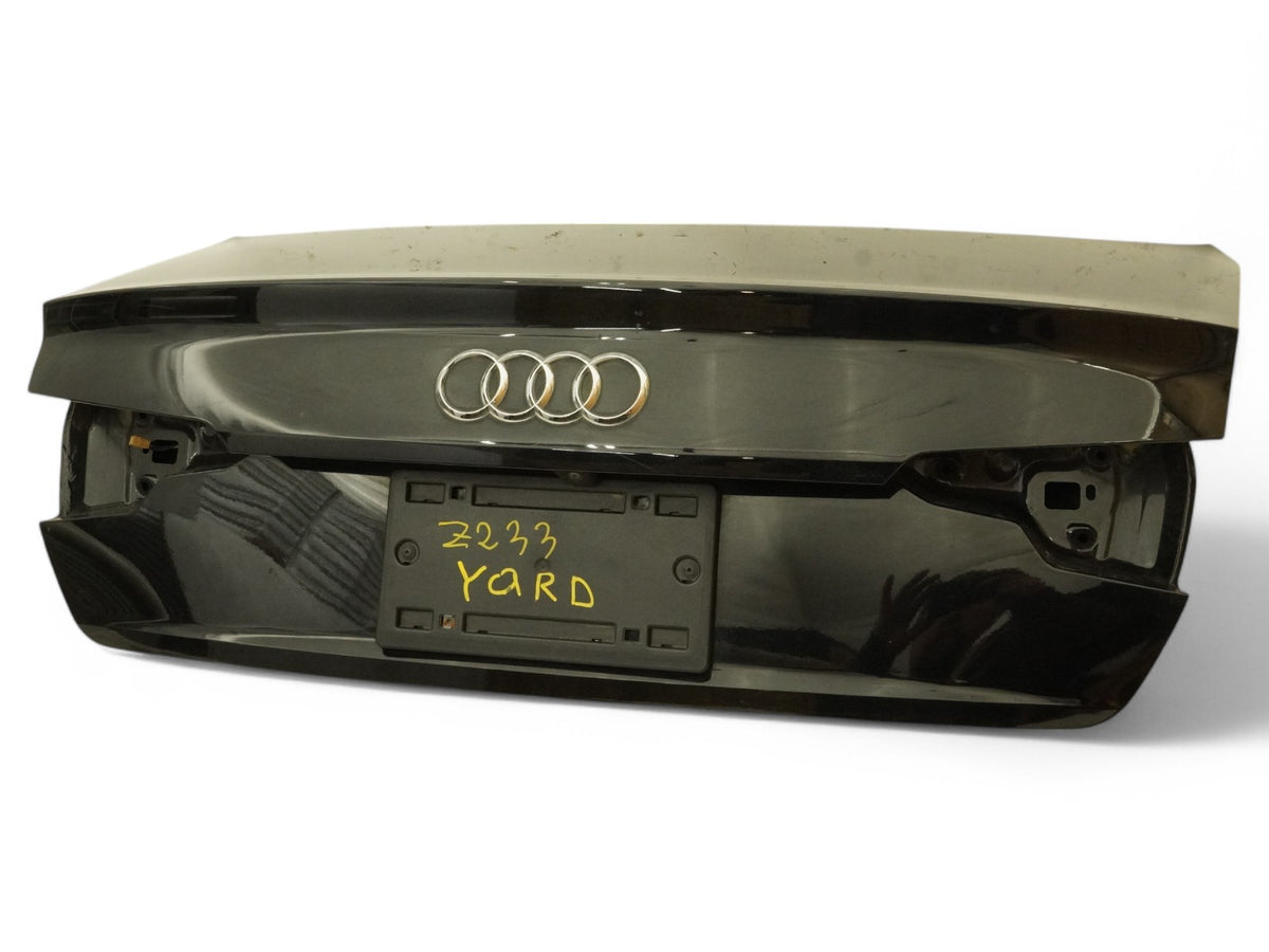 17-19 Audi A4 B9 Trunk Tailgate Integrated Spoiler w/ Camera Rearview 8W5827025F