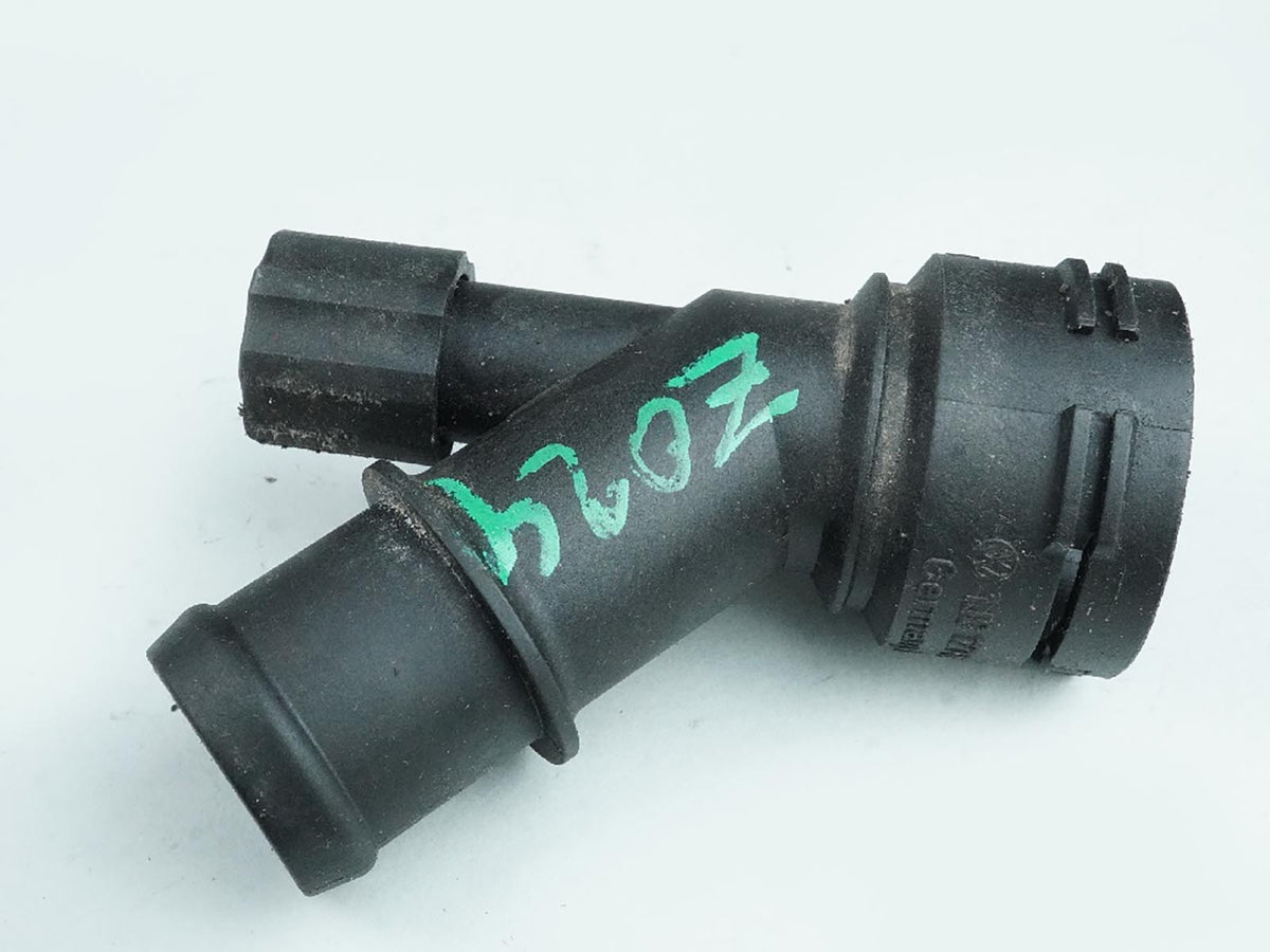 2000 - 2006 Audi TT Convertible 1.8L Mt Coolant Thermostat Housing Flange OEM