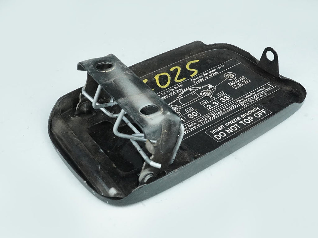  1997 - 2004 Mercedes Benz Slk Class R170 Slk230 Fuel Filler Door Lid Cover OEM, used