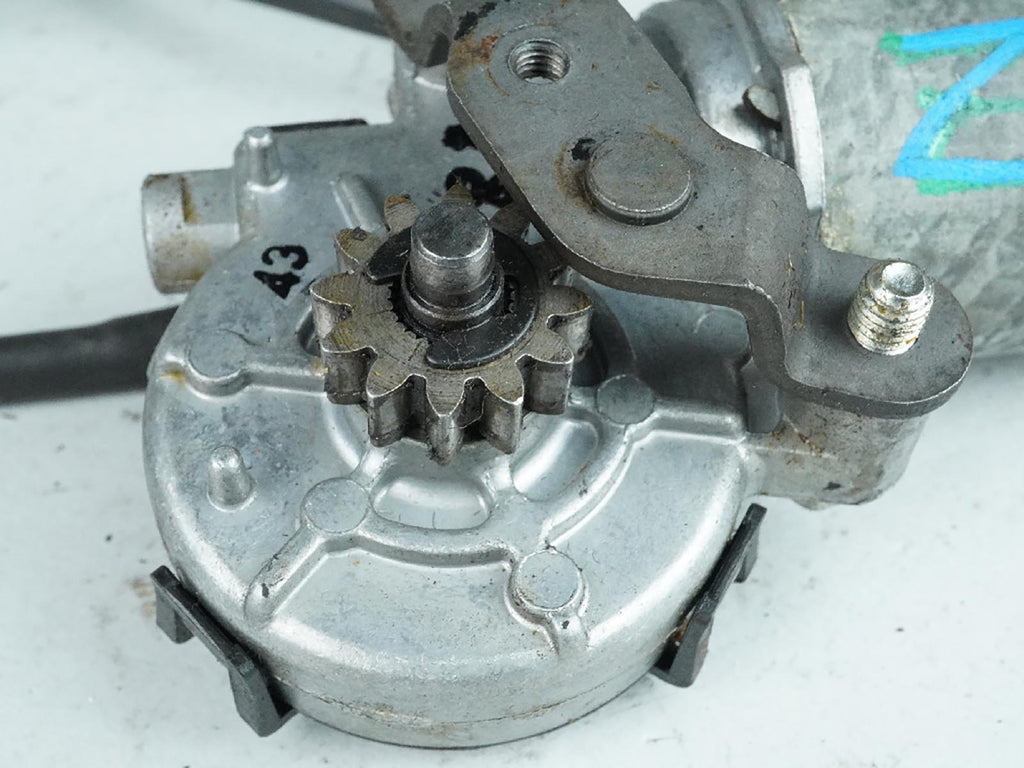  1990 - 1993 Mercedes Benz E Class W124 Seat Adjustment Motor Front Right Rh, used