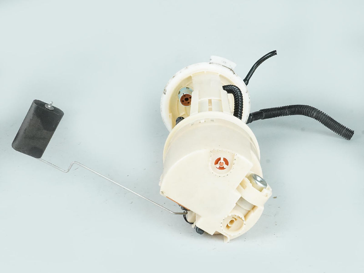 2005 - 2012 Nissan Pathfinder 4.0L 6 Cyl Fuel Pump Petrol Gasoline Assembly OEM