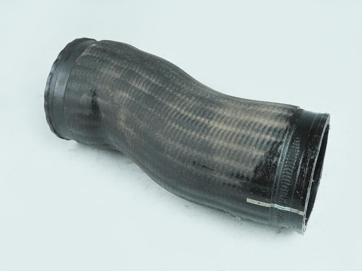 2000 - 2006 Audi TT 1.8 Mt Convertible Intercooler Pipe Line Hose 8N0145838A OEM