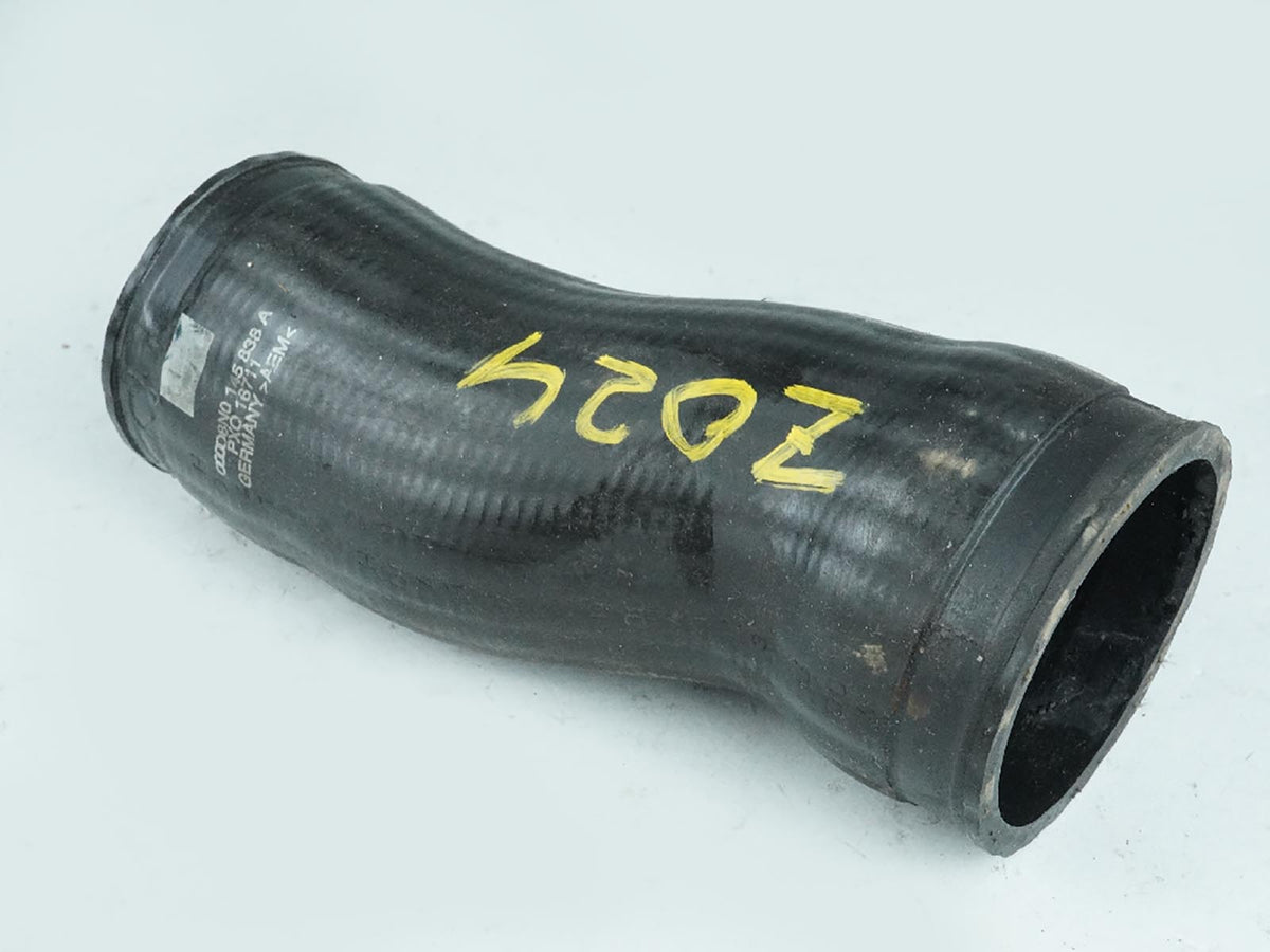 2000 - 2006 Audi TT 1.8 Mt Convertible Intercooler Pipe Line Hose 8N0145838A OEM