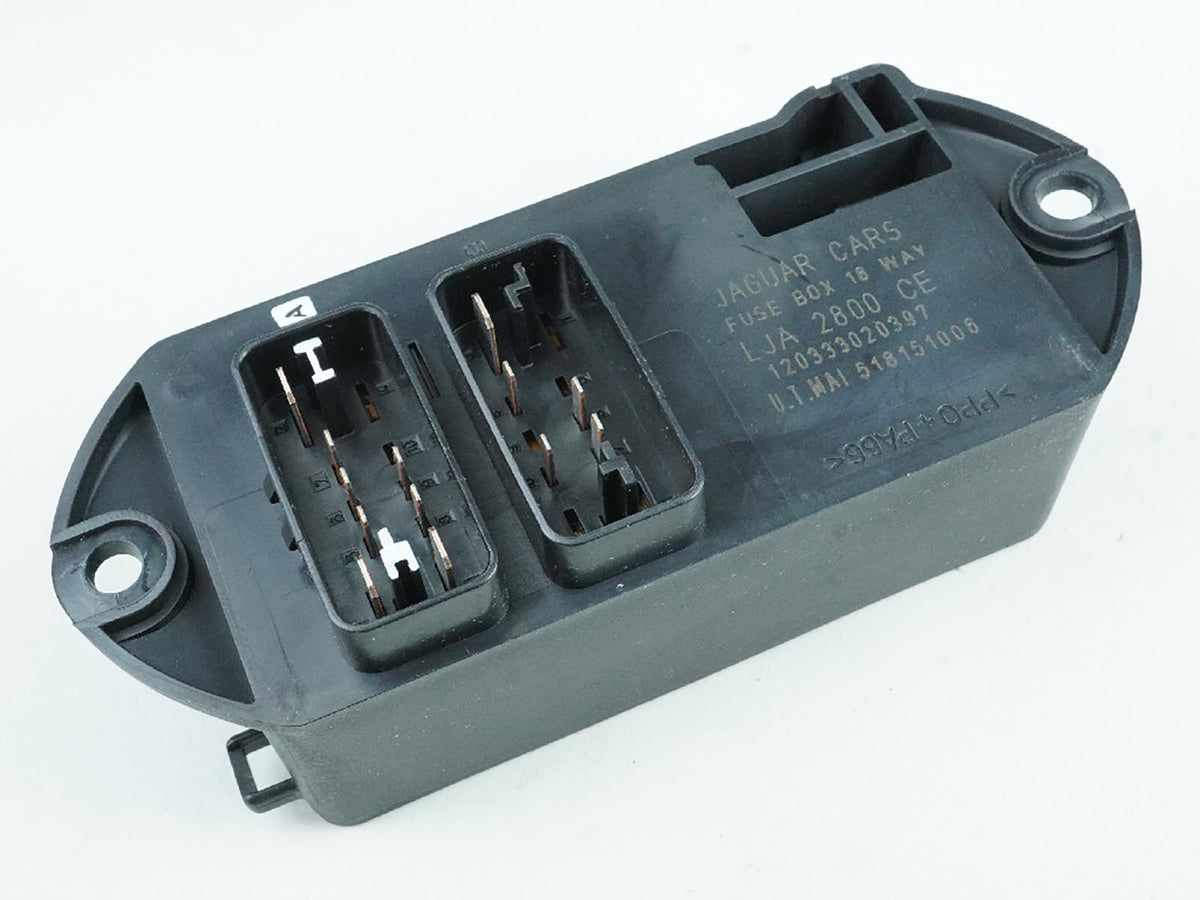 1997 Jaguar XK8 X100 4.0L Fuse Relay Box Engine Compartment Junction Block Front