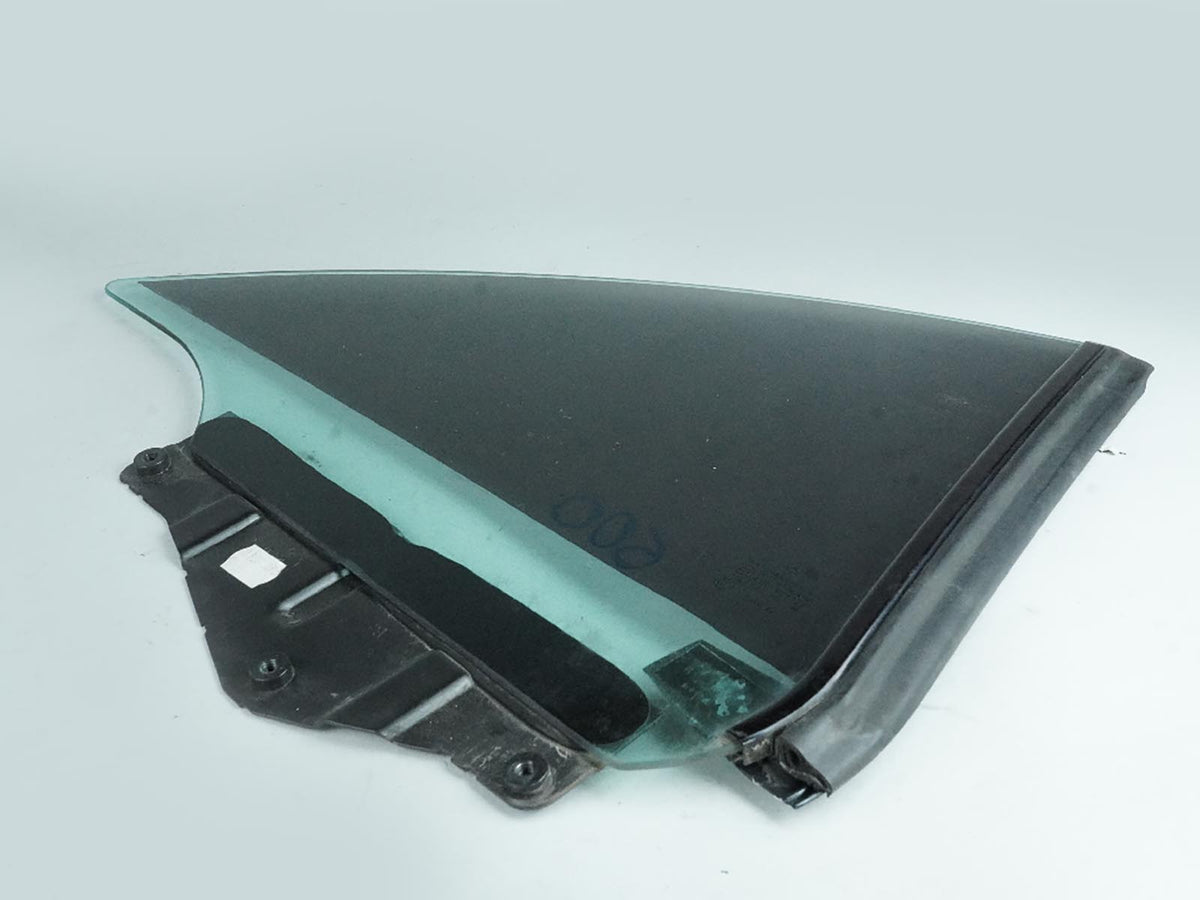 03-12 Mercedes SL500 SL600 SL55 R230 Quarter Glass Window Rear RH 2306700210 OEM