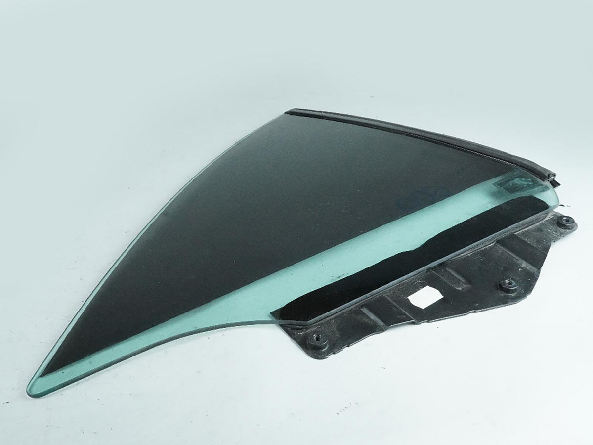 03-12 Mercedes SL500 SL600 SL55 R230 Quarter Glass Window Rear RH 2306700210 OEM