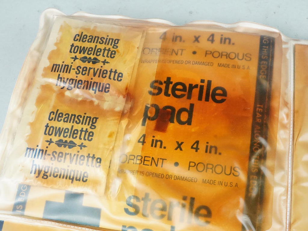  Mercedes Benz Slk S E C Ml Gl Cl Clk Sl R Gle Gla Class First Aid Kit Emergency, used