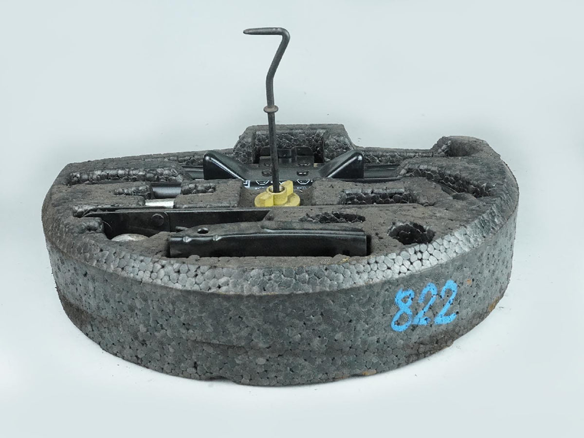 97-02 Jaguar Xk8 X100 4.0 Jack Scissor Spare Tire Tools W Foam Holder Trunk Rear