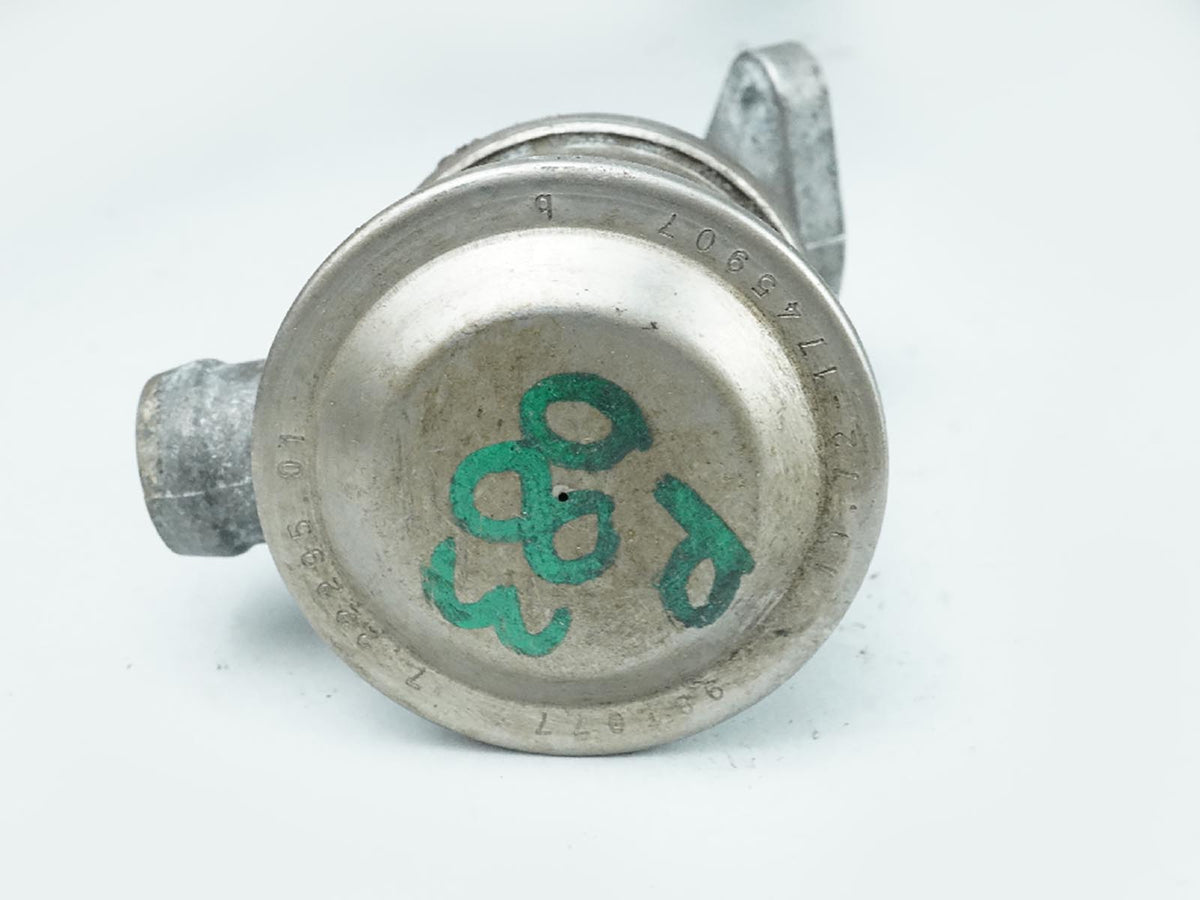 1997 - 1998 Bmw 5 Series E39 Egr Air Injection Secondary Valve 11721745907 OEM