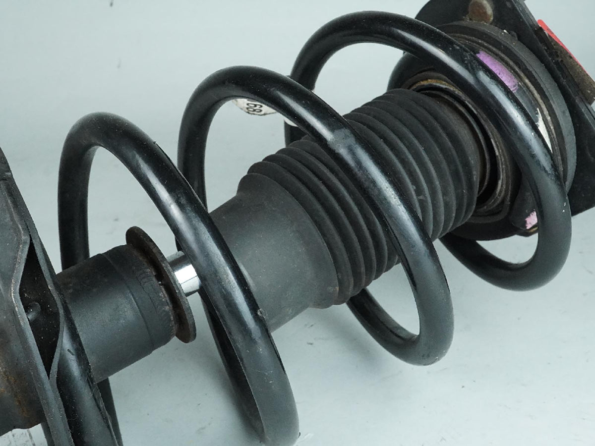 07-17 GMC Acadia Shock Strut Absorber W Coil Spring Front Left Driver Side OEM