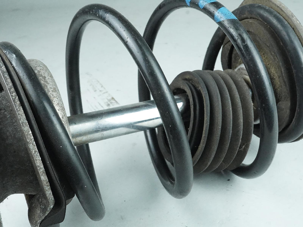 1997 - 2003 Bmw 5 Series E39 Strut Shock Absorber Coil Spring Left Front OEM