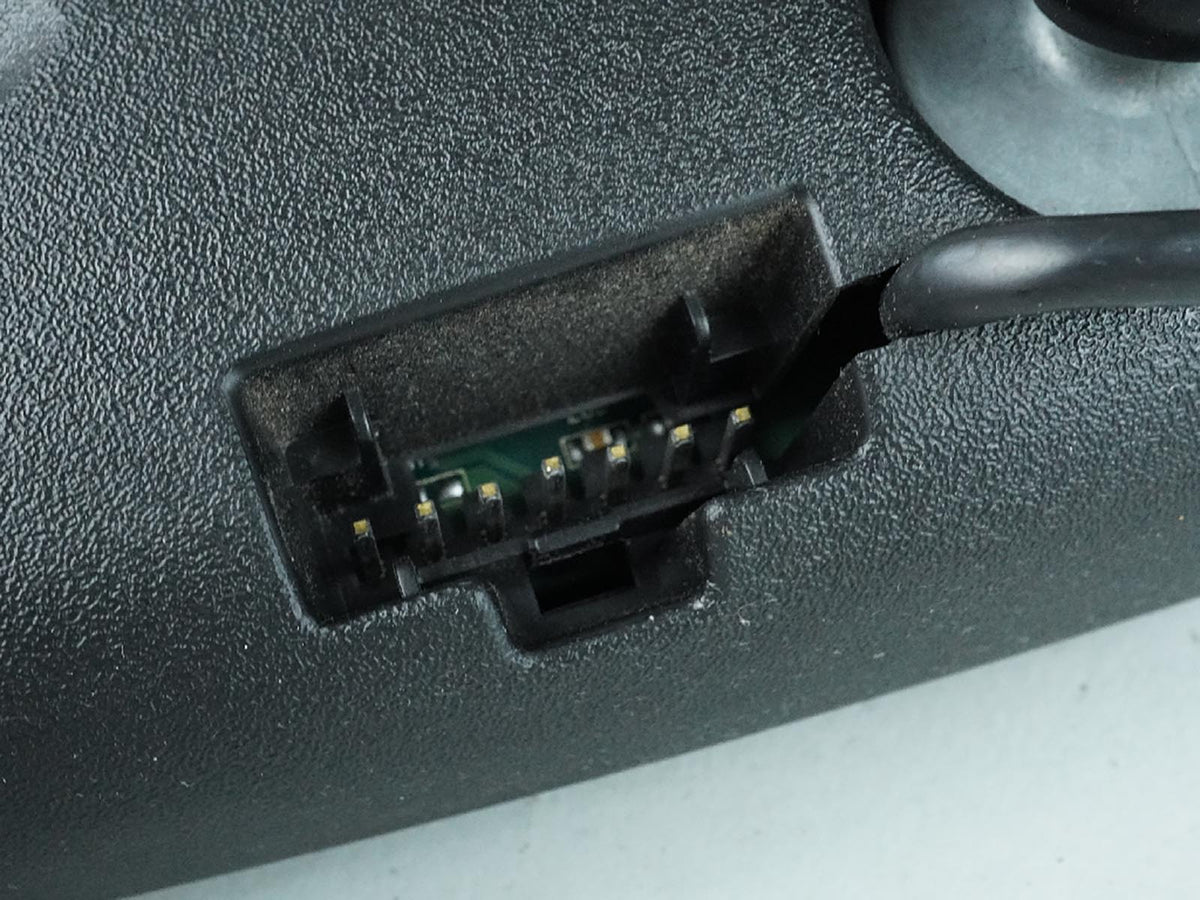 2005 - 2014 Nissan Xterra Mirror Interior Rear View Dimming Automatic E13010103