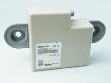 Load image into Gallery viewer, 2009 - 2013 BMW X5 E70 ANTENNA AMPLIFIER BACK UP AERIAL MODULE REAR 6935024, used