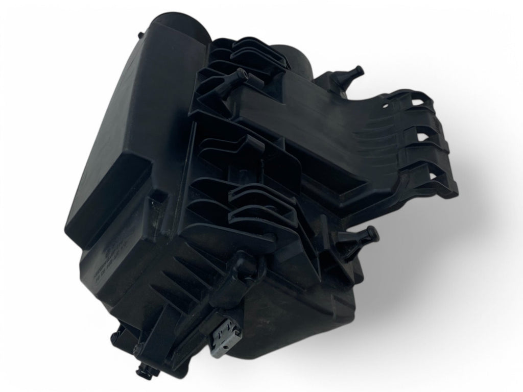  12-15 Mercedes C250 W204 Air Intake Cleaner Filter Box Housing 2710901601 OEM, used