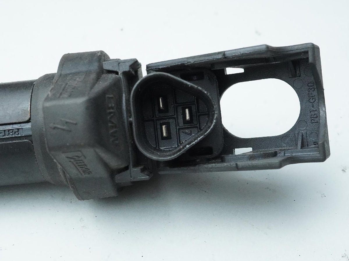 2011 - 2013 Bmw X5 E70 4.4L Xdrive 50I Ignition Coil Ignitors Pack 78600001 OEM
