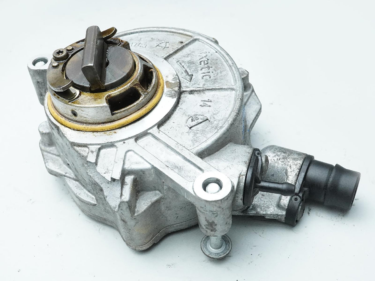 2011 - 2013 Bmw X5 E70 4.4L Xdrive50I Vacuum Pump Brake Engine Motor 11668605976