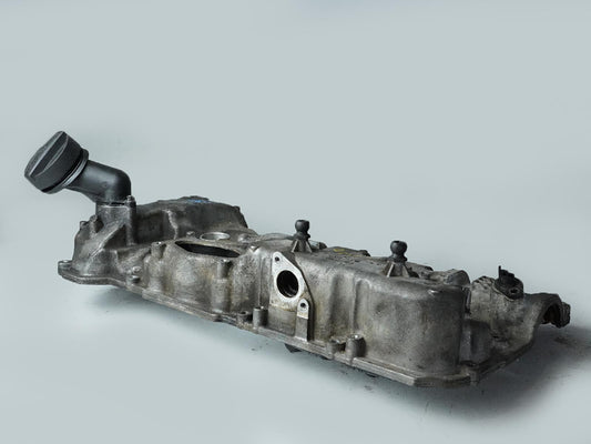 2011 - 2013 Bmw X5 X6 E70 E71 4.4 Twin Turbo Valve Cover Engine Cylinder Head Rh