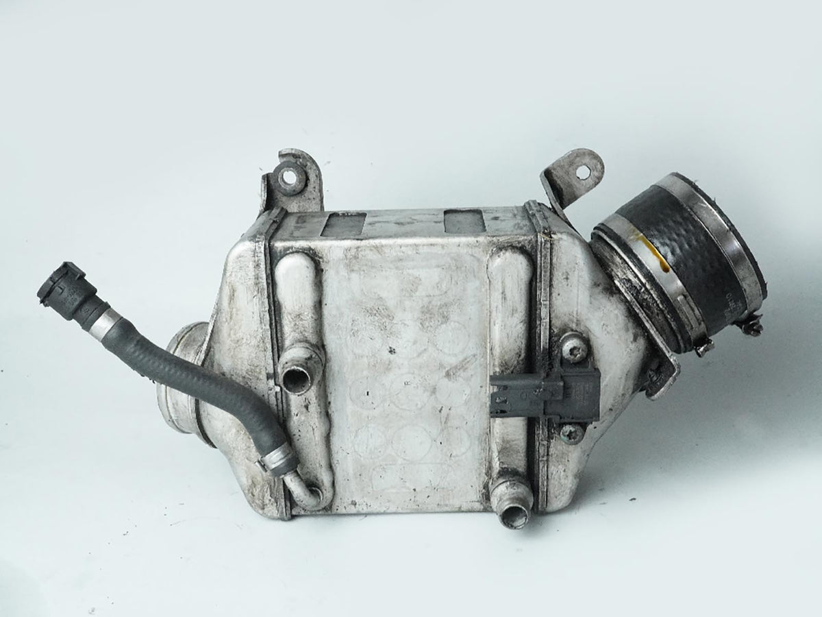 2011 - 2016 Bmw X5 X6 E70 E71 4.4L Twin Turbo Intercooler Engine Motor Right OEM