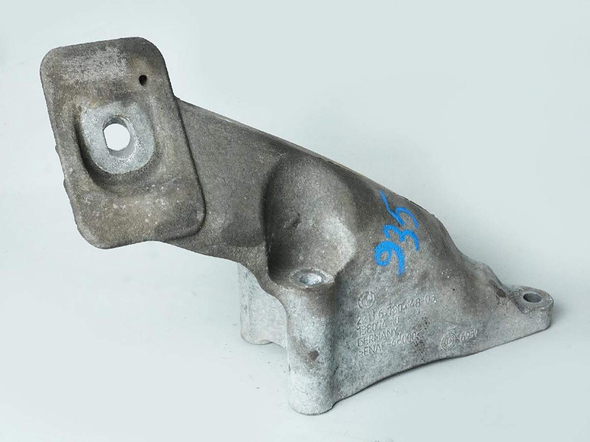 2010 - 2013 Bmw X5 E70 Bracket Mount Engine Motor Passenger Right 22116780148