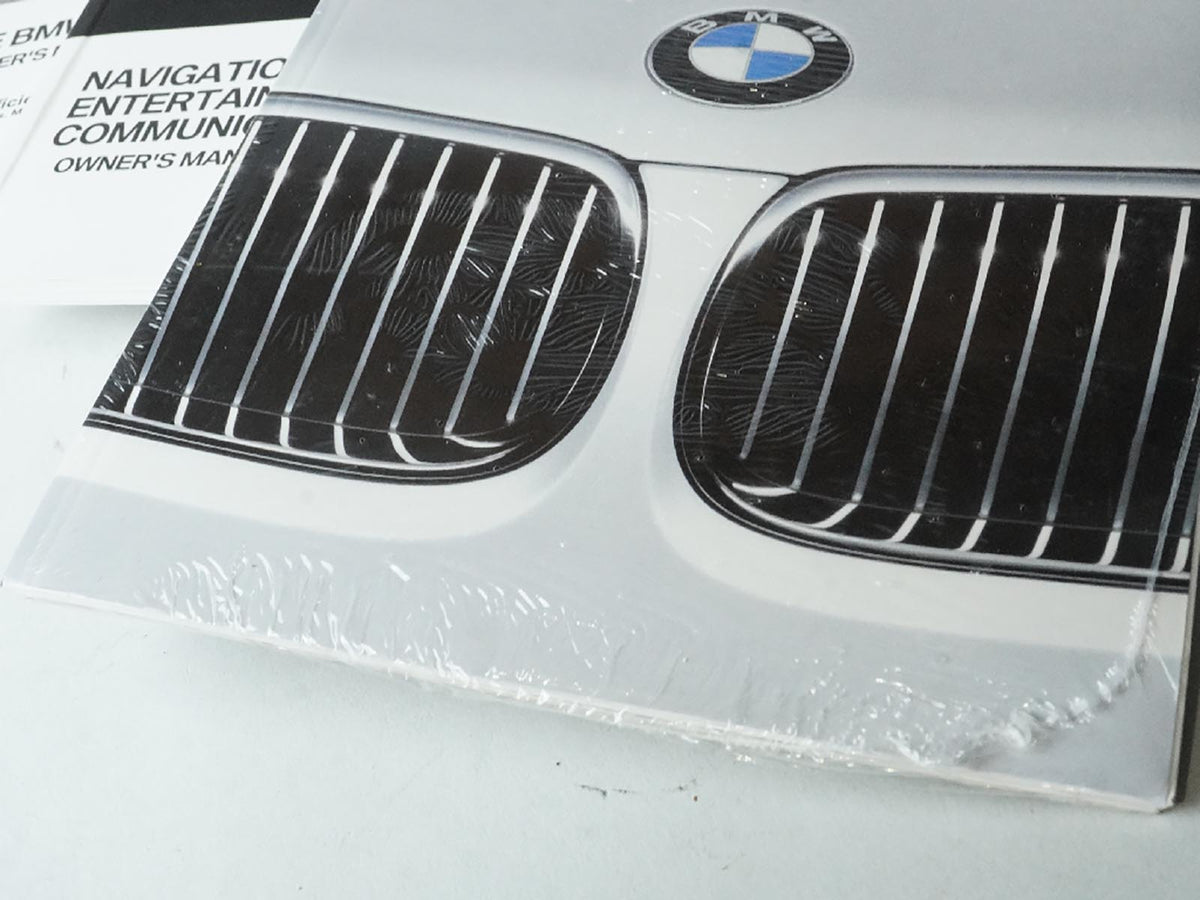 2011 - 2016 Bmw 5 Series F10 528 X Drive Owner Manual Books Bag Instruction