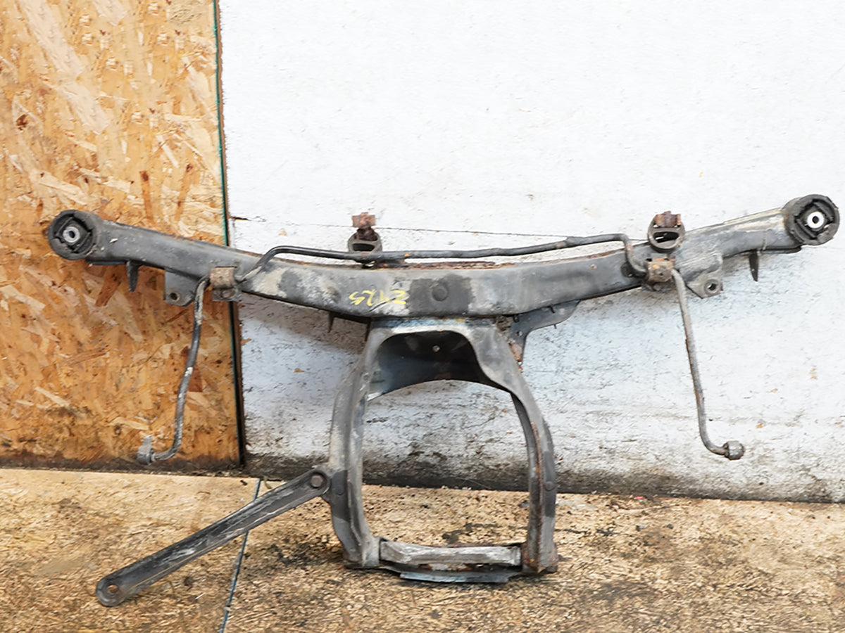 89-95 BMW 525 530 535 540 E34 Subframe Crossmember Cradle Rear 33311090566 OEM