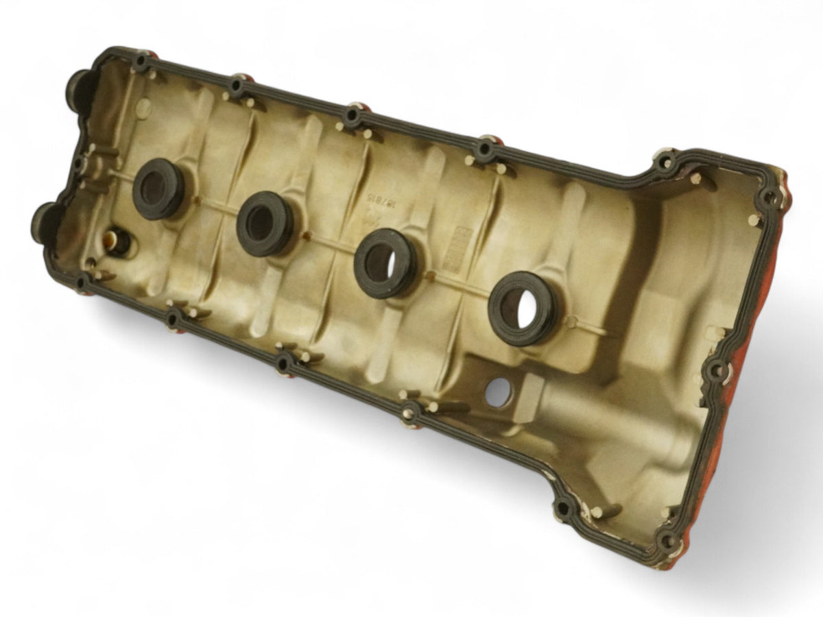 2004-2007 Maserati QuaTTroporte M139 4.2 Cylinder Head Cover Right Passenger OEM