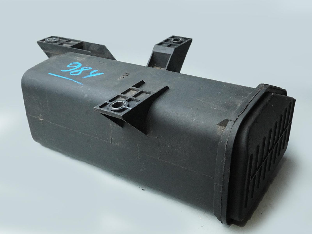 2004 - 2006 Bmw X5 E53 4.4L 4.8L Fuel Vapor Evaporator Charcoal Canister Unit