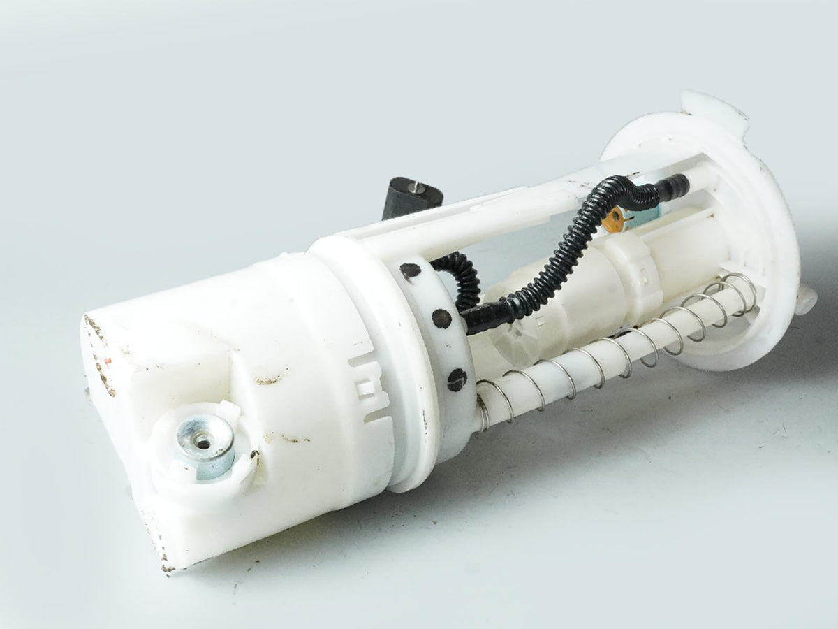05-15 Nissan Xterra Pathfinder Fuel Pump Tank Gas Mounted Rear 953-3074 OEM