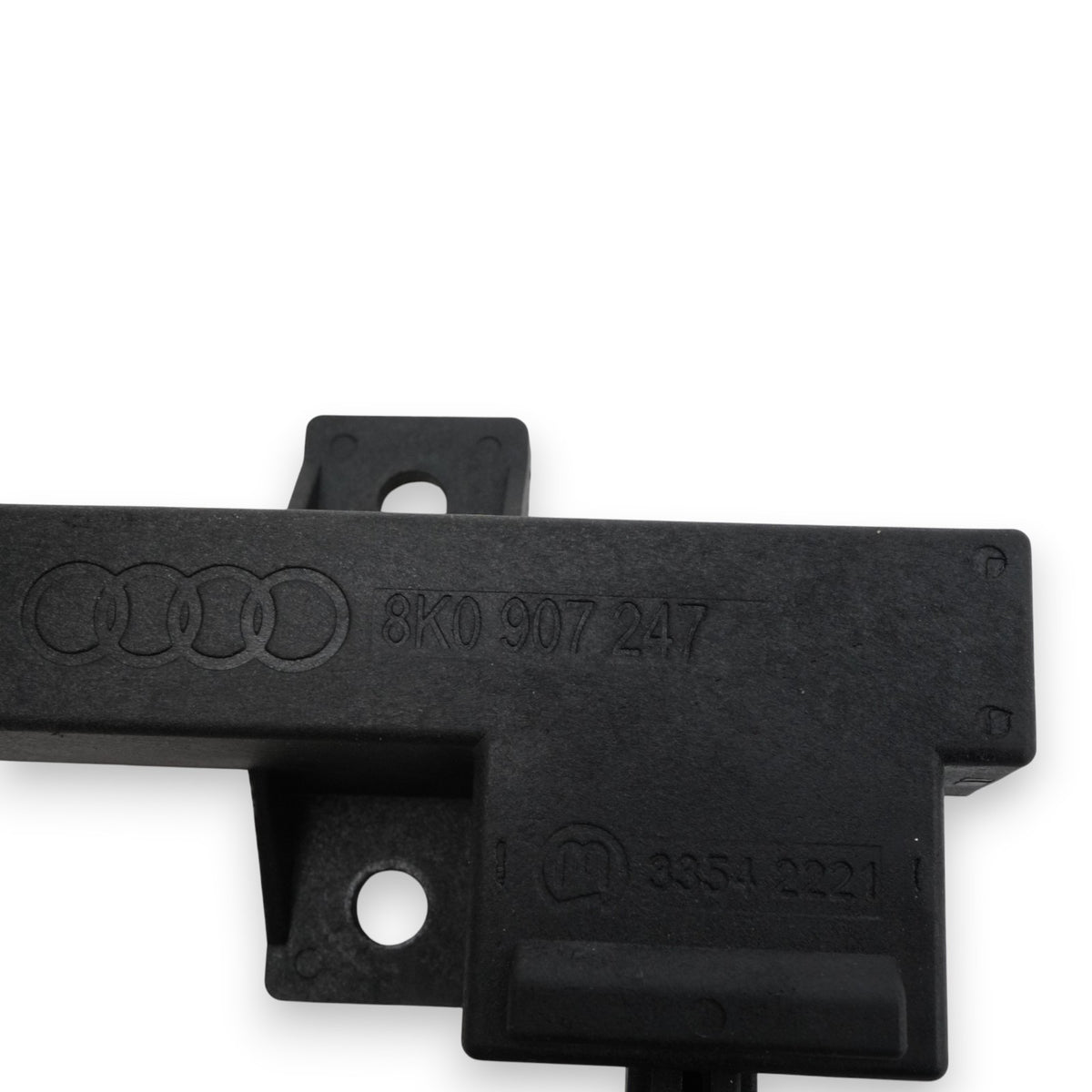 11-18 Audi A8 A8L D4 Keyless Entry Antenna Control Module Rear 8K0907247 OEM