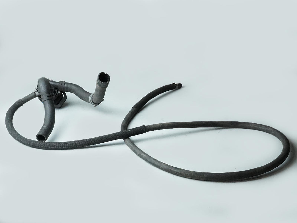 10-11 Mercedes E350 W212 Auxiliary Water Coolant Pump W Hose Tube A2048300996