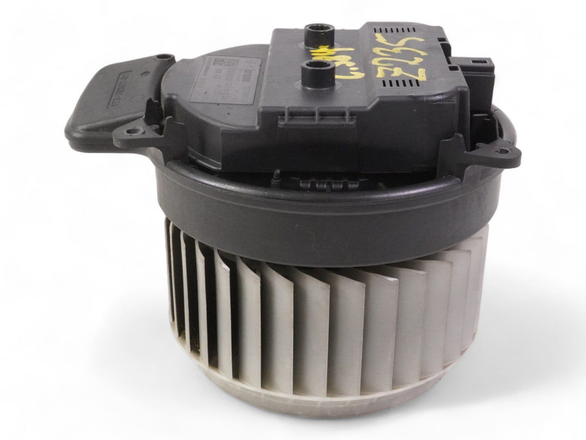 2012-2018 Audi A6 C7 Blower Motor HVAC Air Fan Cage Unit Front 4H1820021B OEM