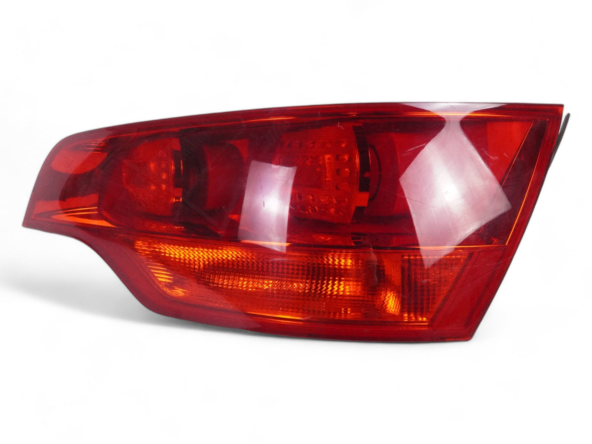 2007-2009 Audi Q7 4L Taillight Brake Stop Lamp Gate Mounted Rear Right Side OEM