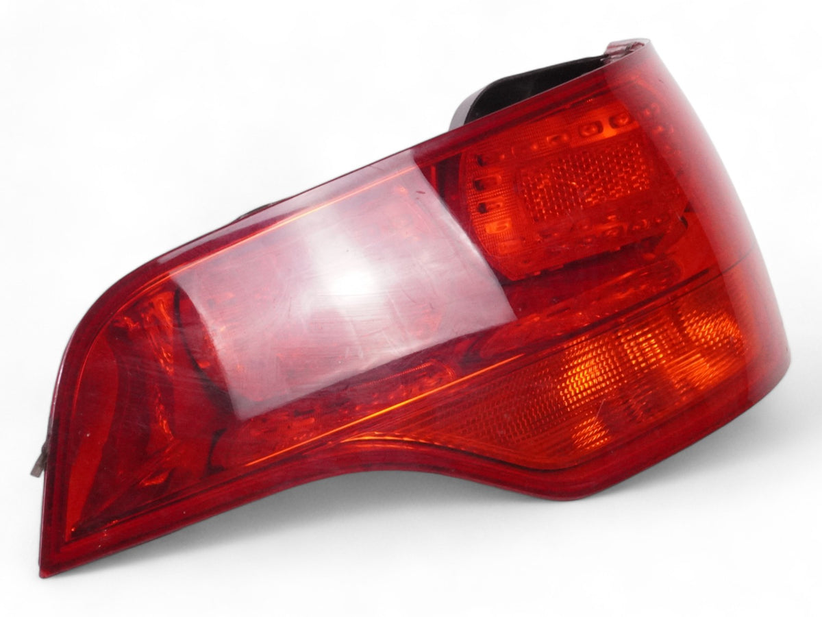 2007-2009 Audi Q7 4L Taillight Brake Stop Lamp Gate Mounted Rear Right Side OEM