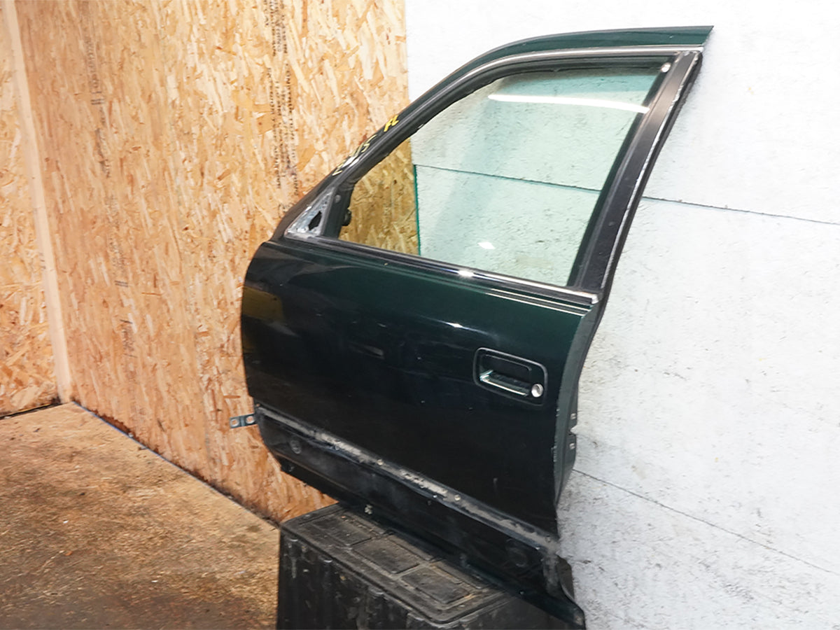 98-00 Lexus LS400 XF20 Door Panel Exterior Front Driver 6700250030 Green 6Q7 OEM