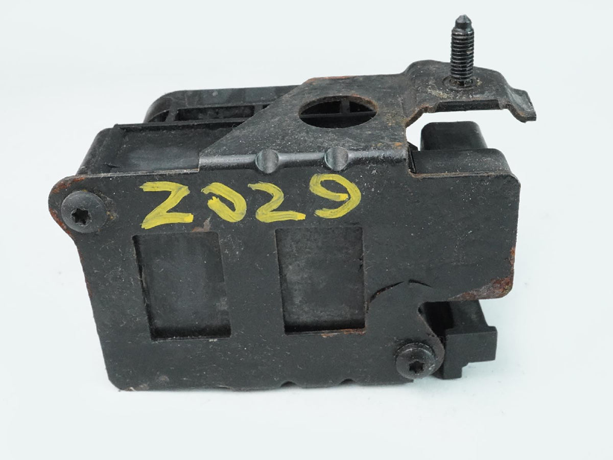 07-09 Mercedes S350 W221 Air Suspension Solenoid Block Valve Module Unit OEM