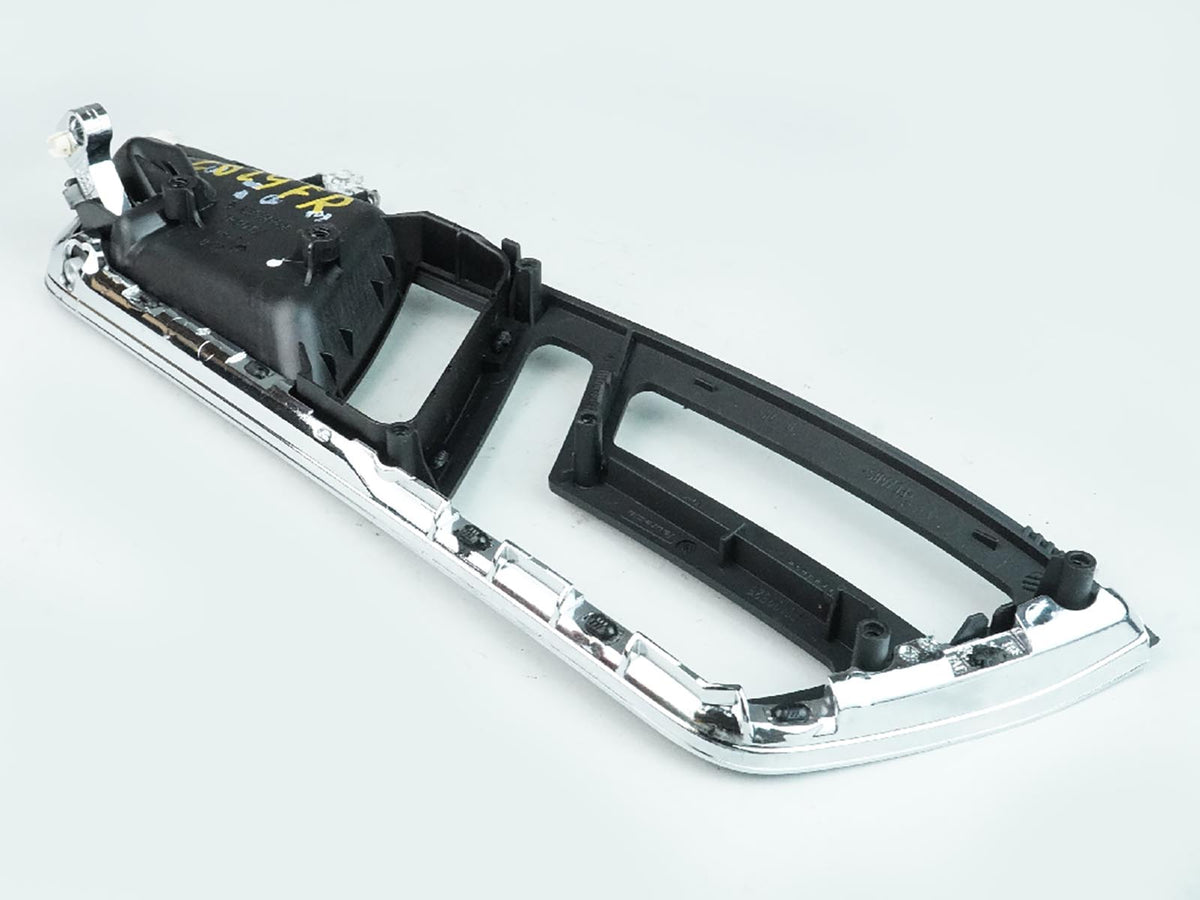 2007 - 2009 Mercedes Benz S Class W221 Door Handle W Trim Bezel Cover Front Rh