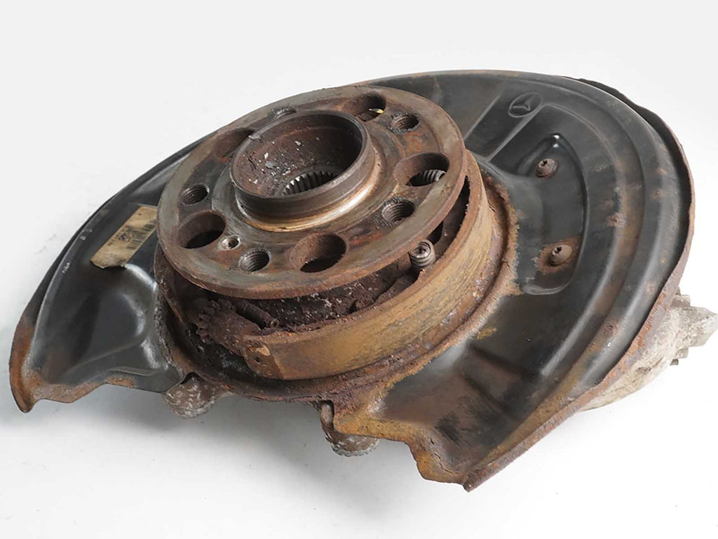  2008 - 2014 Mercedes Benz C Class W204 Spindle Knuckle Hub Rear Pass Side OEM, used