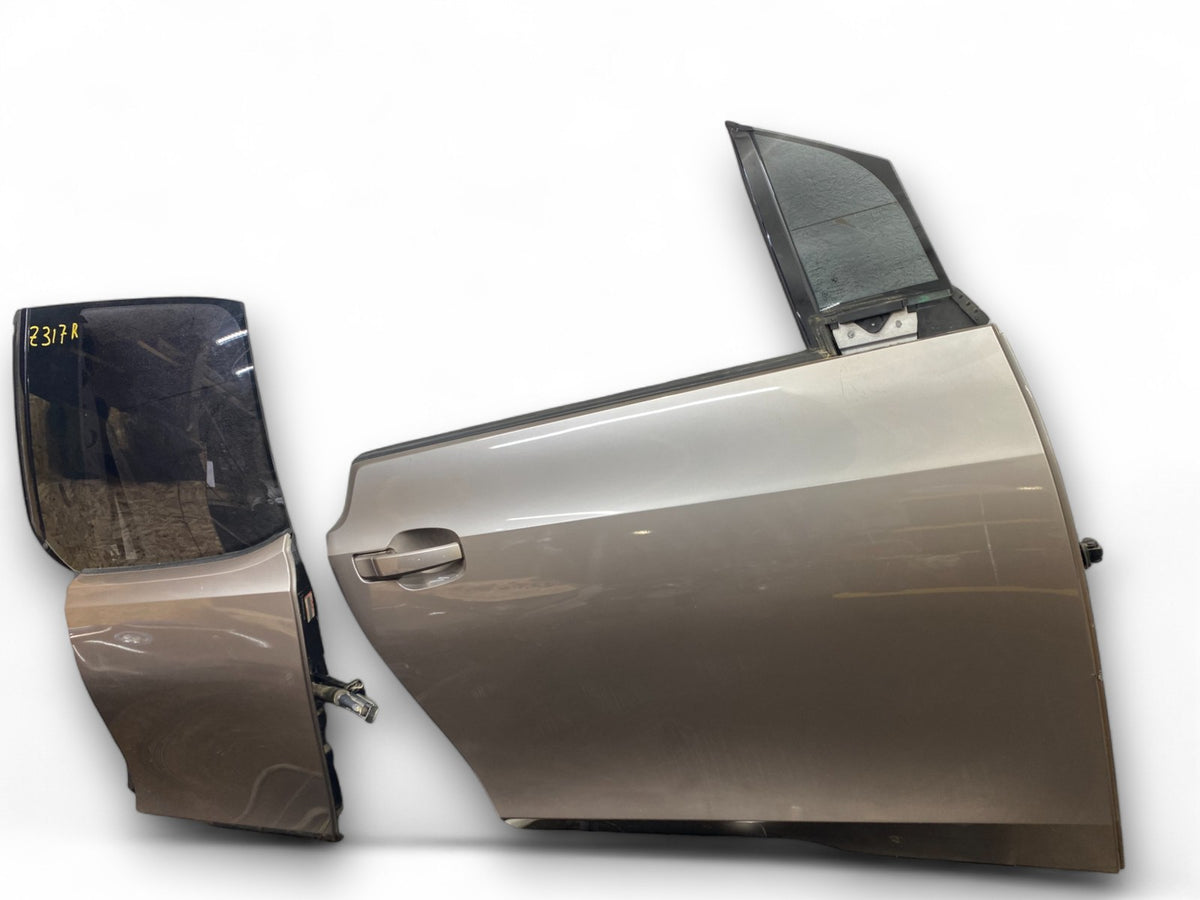 14-20 BMW i3 I01 Door Panel Exterior W Handle Window Front Rear Right RH OEM