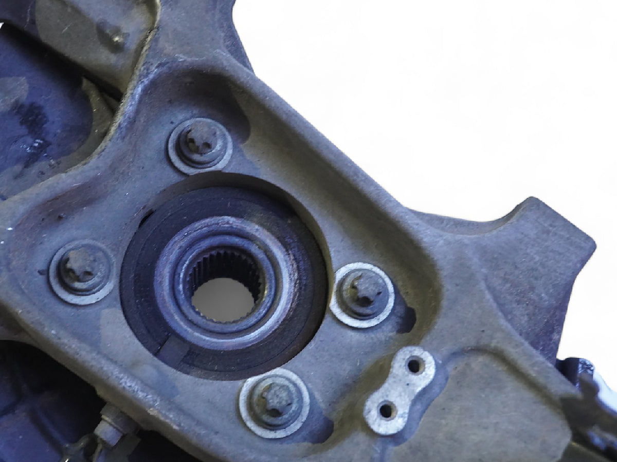 2014 - 2021 Maserati Ghibli S Q4 M157 Spindle Knuckle Hub Front Passenger Right