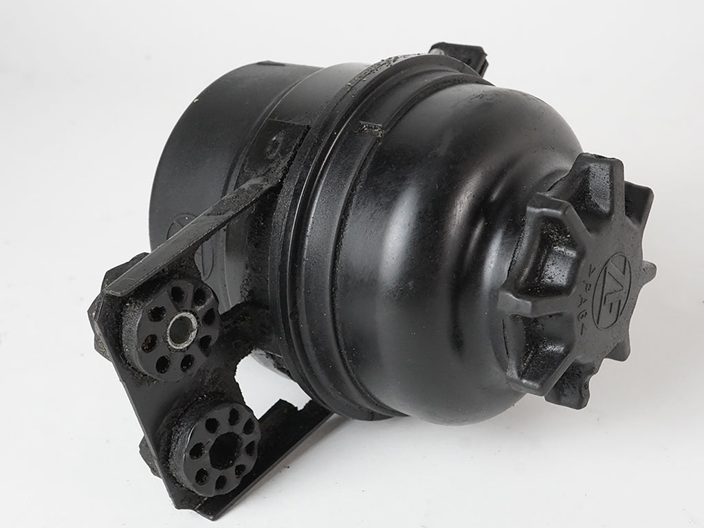  2008 - 2011  Mercedes Benz C Class W204 Power Fluid Reservoir Unit OEM, buy