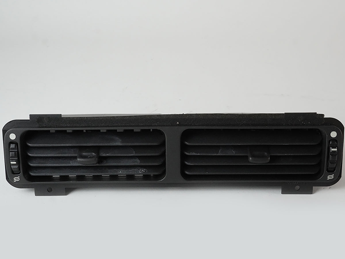 1997 - 2006 Jaguar Xk8 Coupe Ac Heater Grille Air Vent Nozzle Center Dash OEM