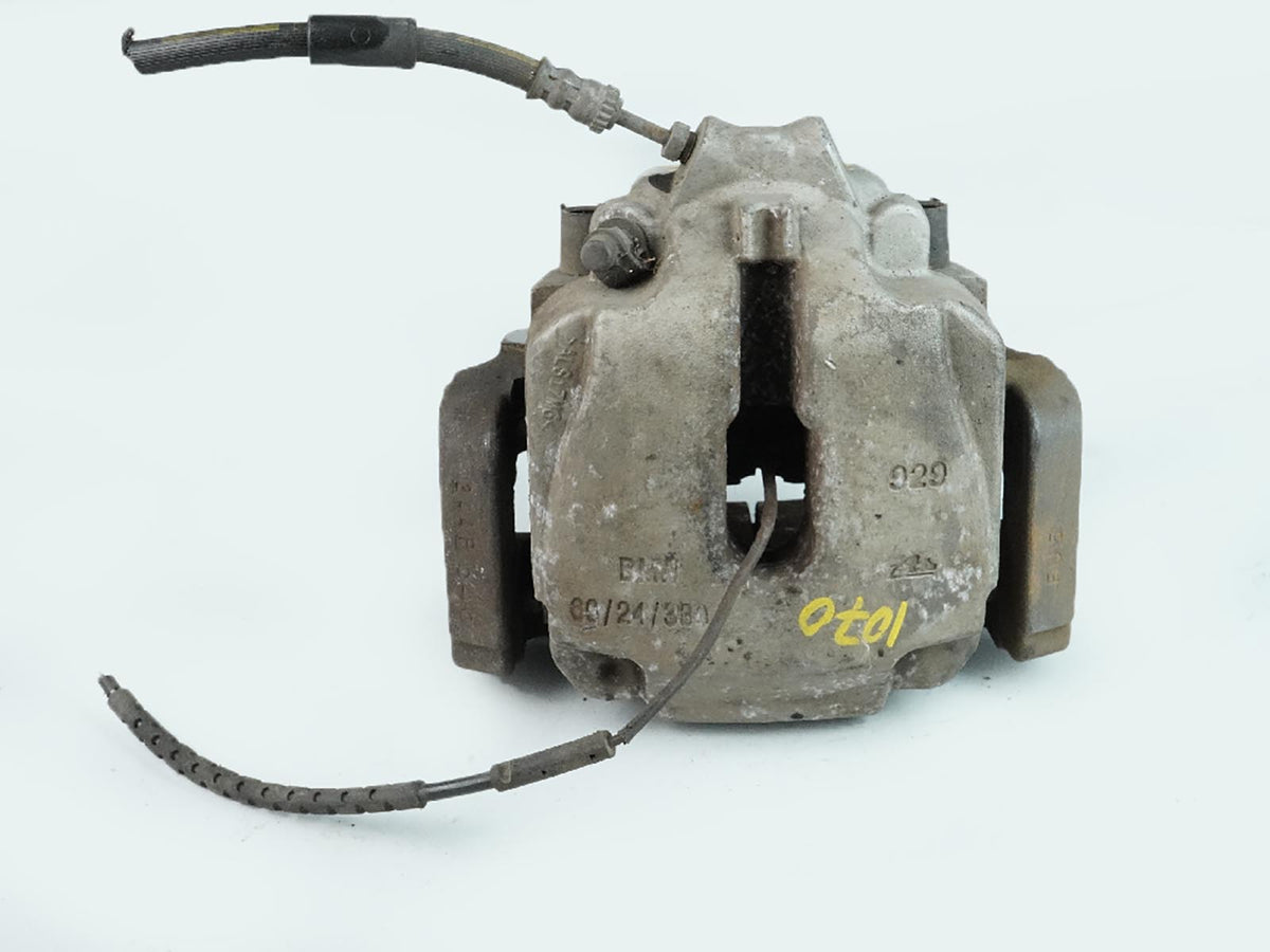 2011 - 2016 Bmw 5 Series F10 Xdrive Caliper Brake W Pads Front Driver Left OEM