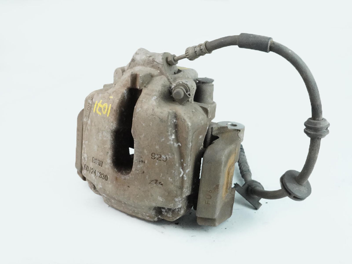 2011 - 2016 Bmw 5 Series F10 Xdrive Caliper Brake W Pads Front Passenger Right