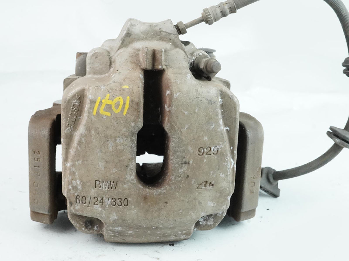 2011 - 2016 Bmw 5 Series F10 Xdrive Caliper Brake W Pads Front Passenger Right
