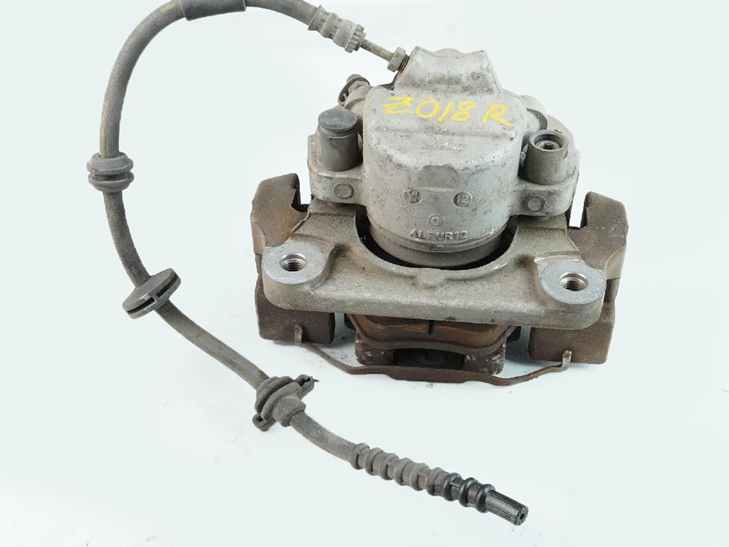  2011 - 2016 BMW 5 SERIES F10 XDRIVE CALIPER BRAKE W PADS FRONT PASSENGER RIGHT, in stock