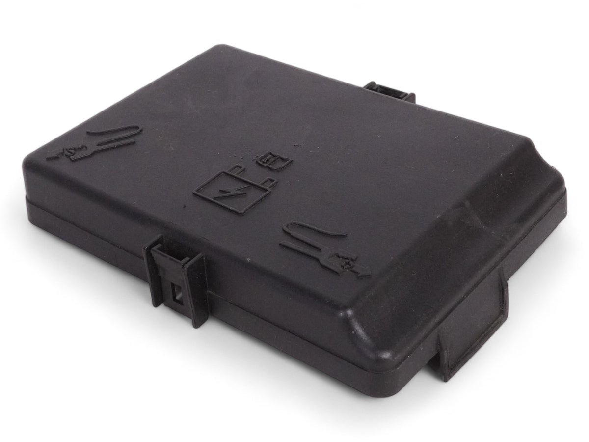 2014 - 2019 Maserati Ghibli S Q4 M157 Trim Cover Panel Fuse Box Distribution OEM