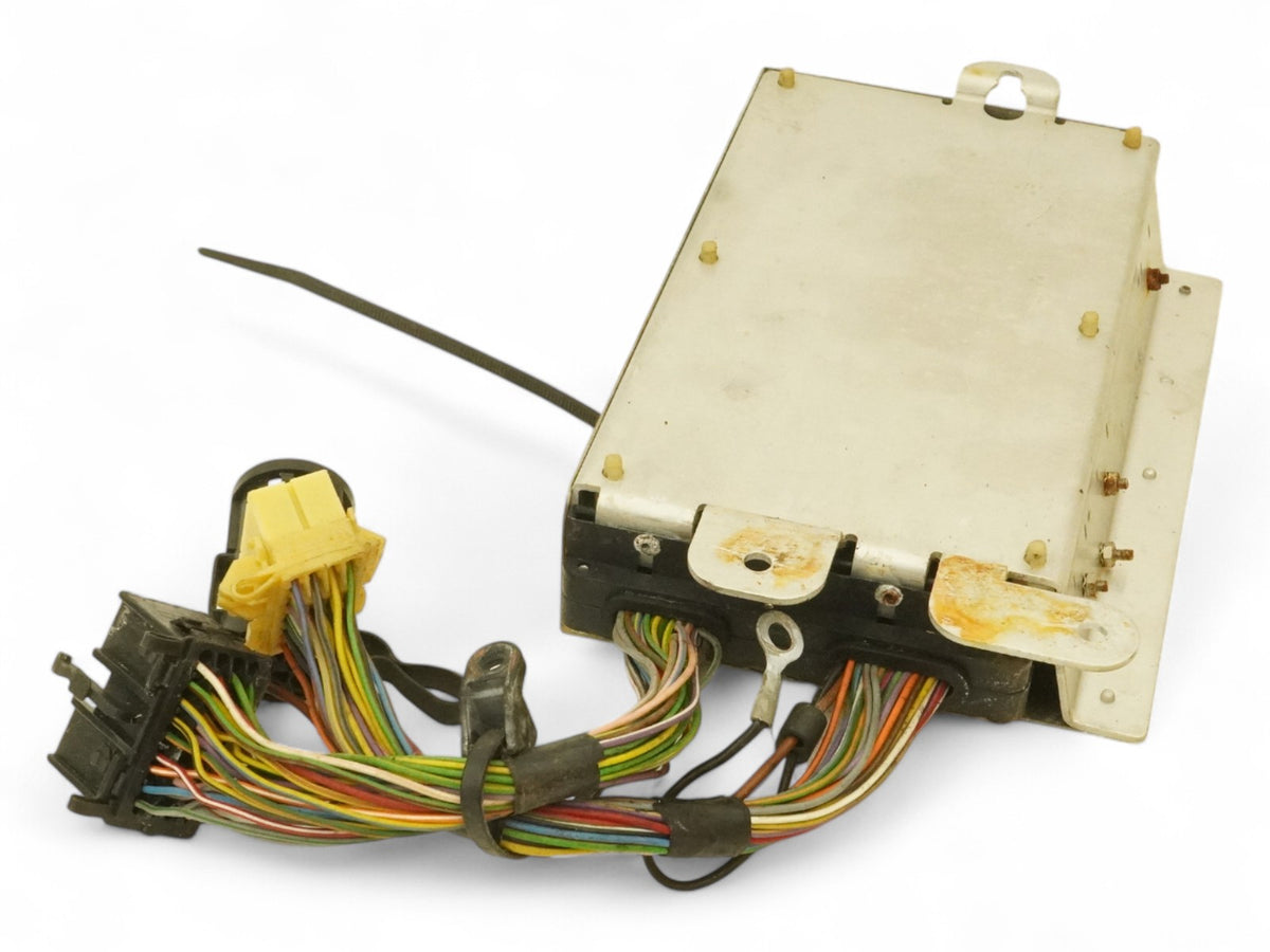 1988 - 1989 Jaguar XJ6 Vanden Plas XJ40 Headlamp Computer Control Module Unit