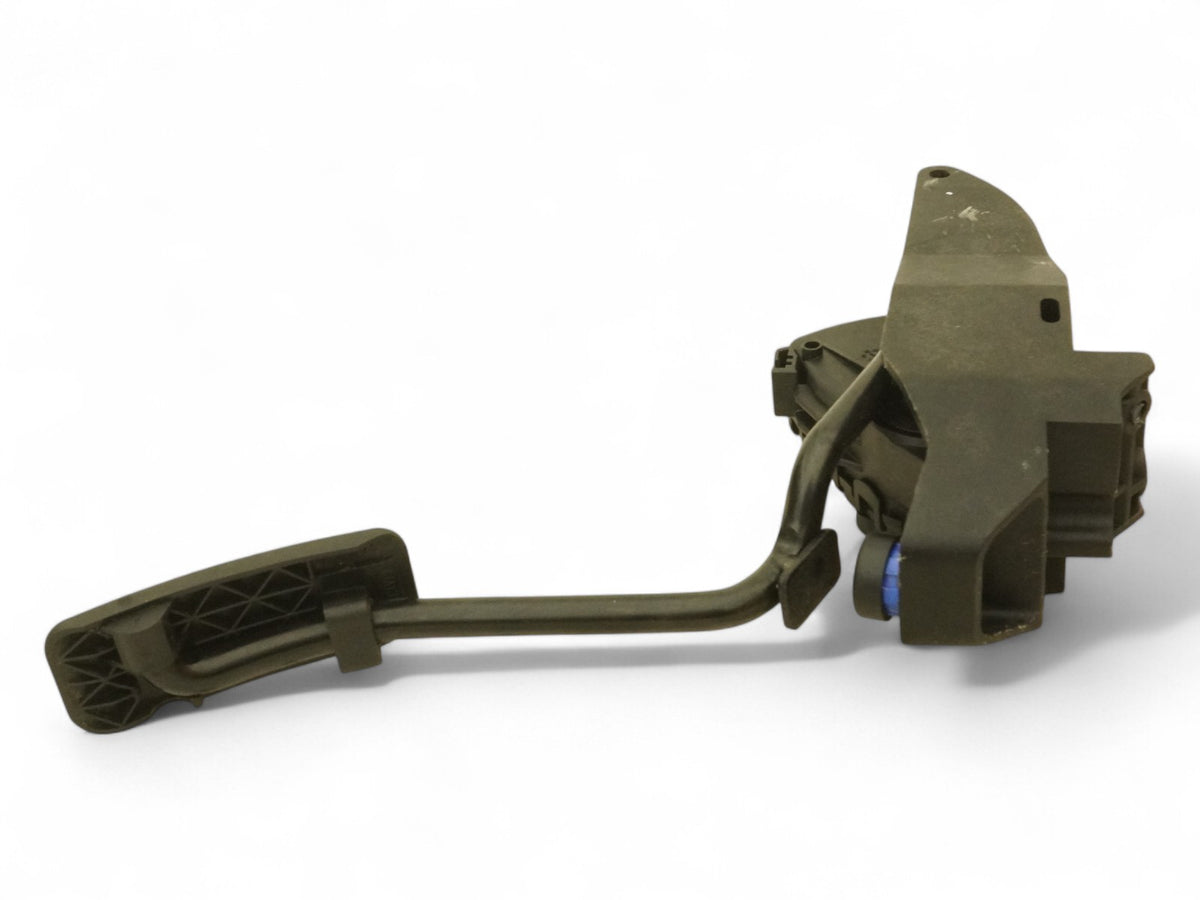 2007-2009 Jaguar XK X150 Gas Throttle Pedal Acceleration Foot Pad 6W839F836A OEM