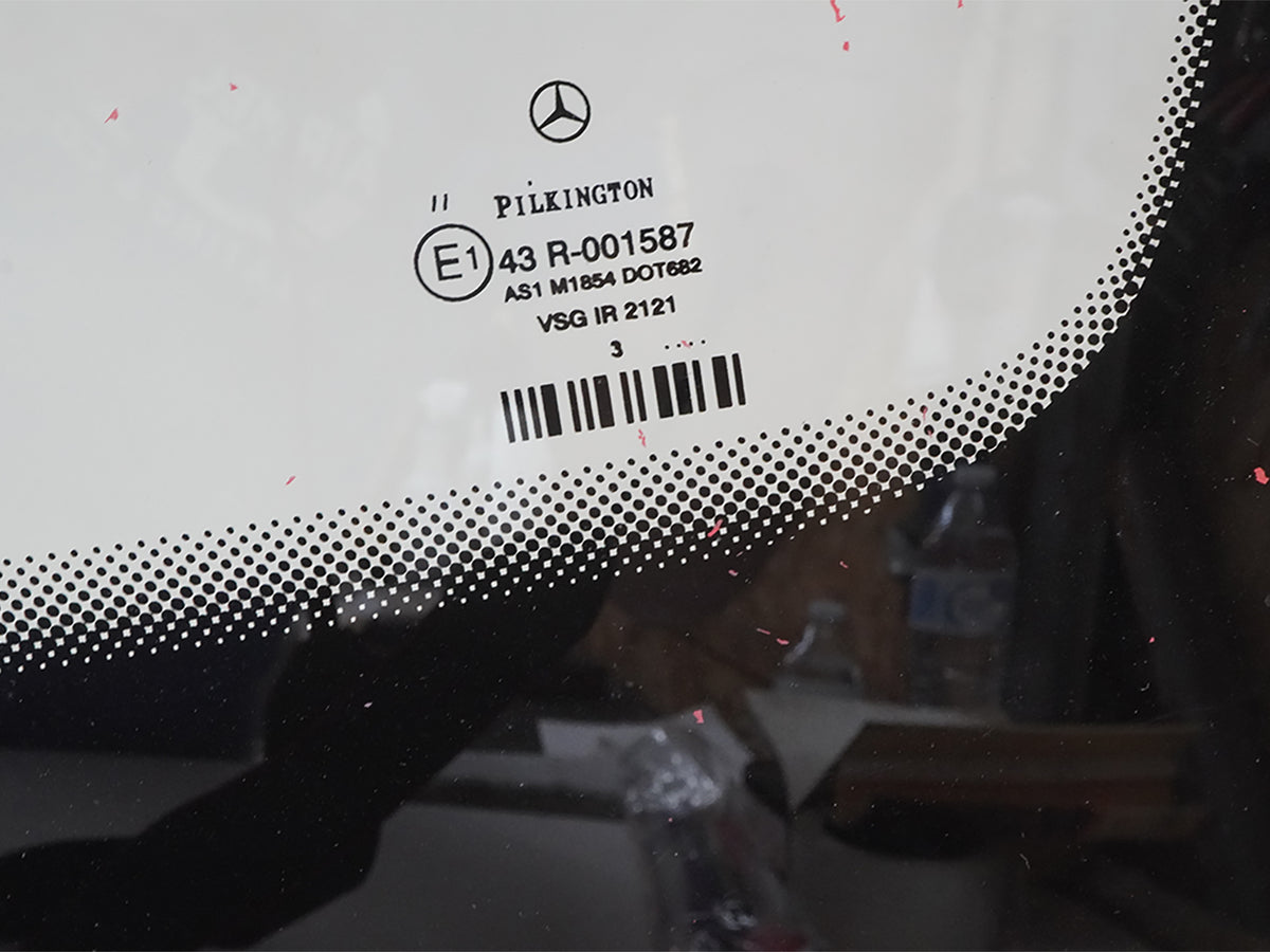 00-05 Mercedes CL500 CL600 CL55 CL65 C215 Front Windshield Window 2156700201 OEM